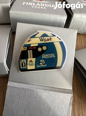 Formula 1 forma 1 kitűző 