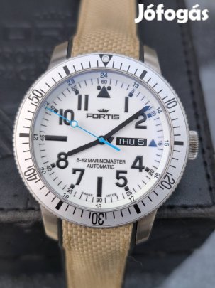 Fortis Cosmonaut full lume automata karóra