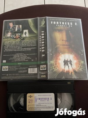 Fortress 2 scifi vhs kistok