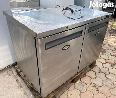 Foster hűtött munkaasztal