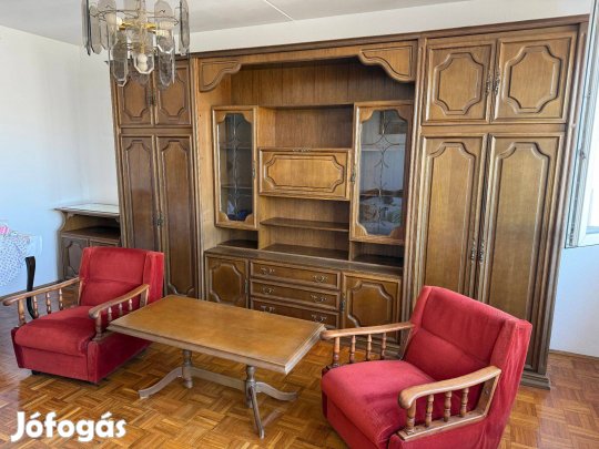 Fotel, kanapé és dohányzó asztal