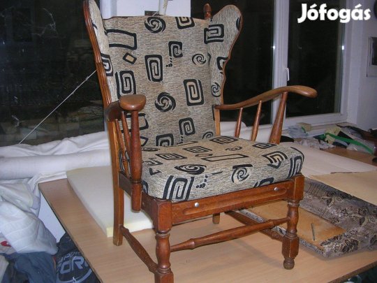 Fotel, karosszék, magas, kemény ülőfelülettel