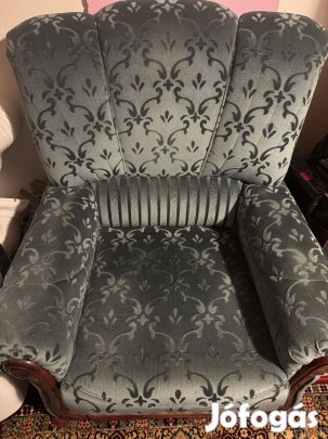 Fotel, nincs kiülve, kis hibával