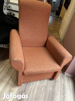 Fotel eladó 15000 ft bp.17 kerben