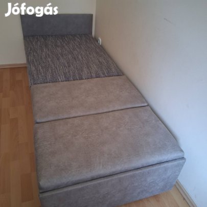 Fotelagy új karpittal