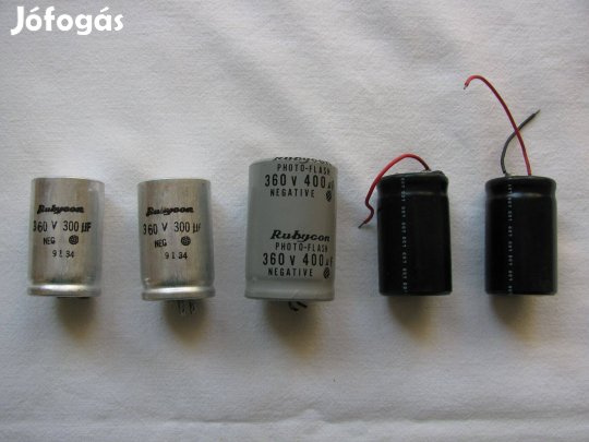 Fotó elko ,300 és 400 mikrof