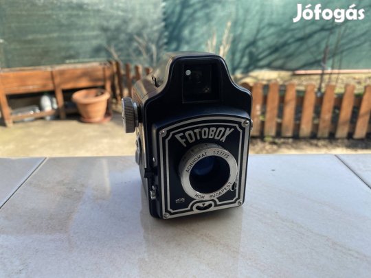 Fotobox Achromat Mom Budapest  fényképezőgép