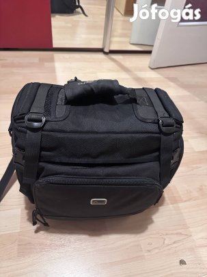 Fotóstáska Lowepro Magnum 200 aw