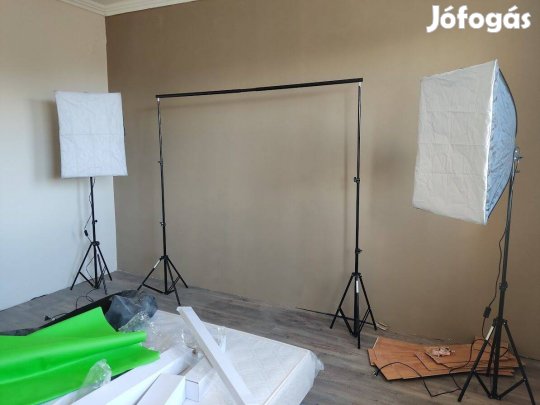 Fotóstúdió-felszerelés softbox lámpákkal, hátterekkel - 1x használt!