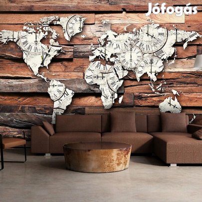 Fotótapéta - Óra mintás világtérkép fa háttéren