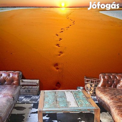 Fotótapéta - Tengerparti homokban lépkedve