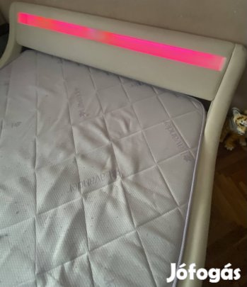 Franci ágy matraccal 