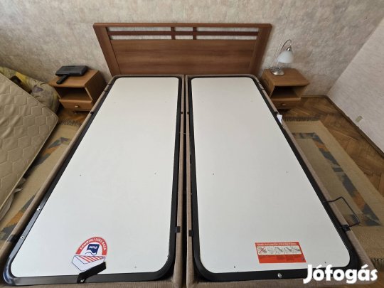 Franciaágy 2 db éjjeli szekrény