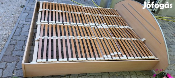 Franciaágy ágyráccsal eladó!