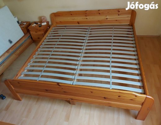 Franciaágy kétcollos vastag tömör borovi fenyőből 200cm x 180cm