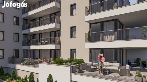 Frangepán74 erkélyes garzonlakás Eladó