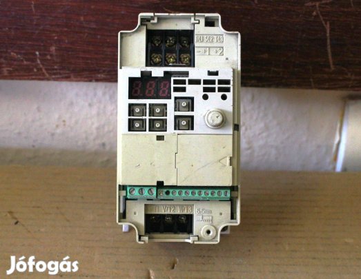 Frekvenciaváltó inverter 0,25kw Omron Yaskawa ( 7012 )