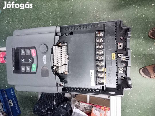 Frekvenciaváltó no yaskawa