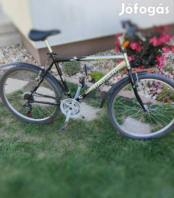 Friss szervizes bringa-pattanj fel és gurulj! 