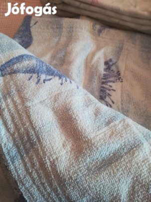 Frotír kétféle napágy takaró, varrónő varrta,steppelt!76