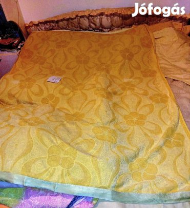 Frottir fürdőlepedő  130x180  foglalva  M.