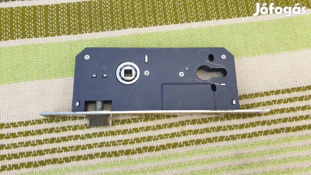 Fuaro bevésőzár eladó