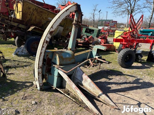 Függesztett silózó
