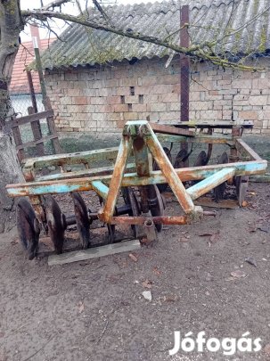 Függesztett tárcsa