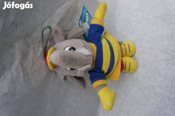Függeszthető plüss elefánt felöltöztetve eladó