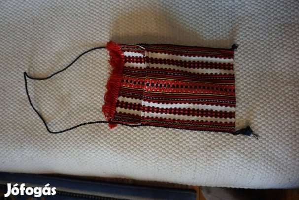 Függeszthető székely szőttes kefetartó eladó