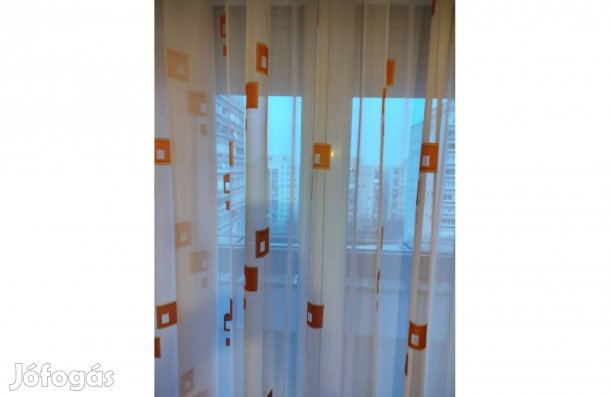Függöny 4 méter hosszú 240 magas szép állapotban eladó