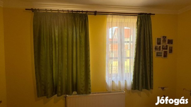Függöny, sötétítő függöny karnizzsal eladó
