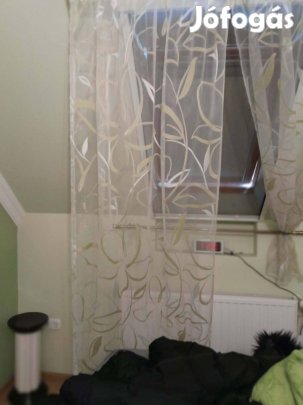 Függöny tartozékokkal