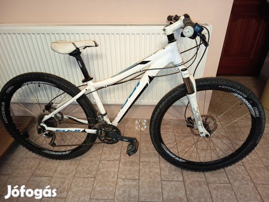Fuji Addy Race 27.5-ös MTB kerékpár 