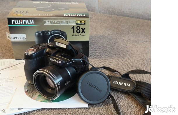 Fuji Finepix S2500 HD fényképezőgép