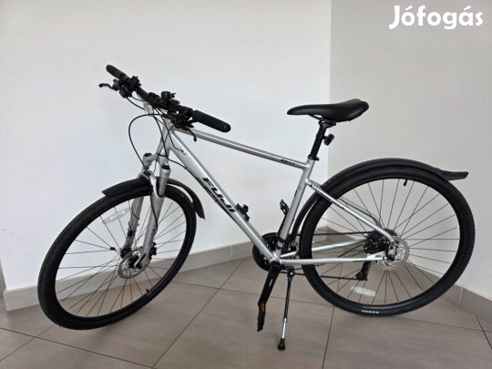 Fuji Traverse 1.3 kerékpár L-es (19") méret, szinte Új!