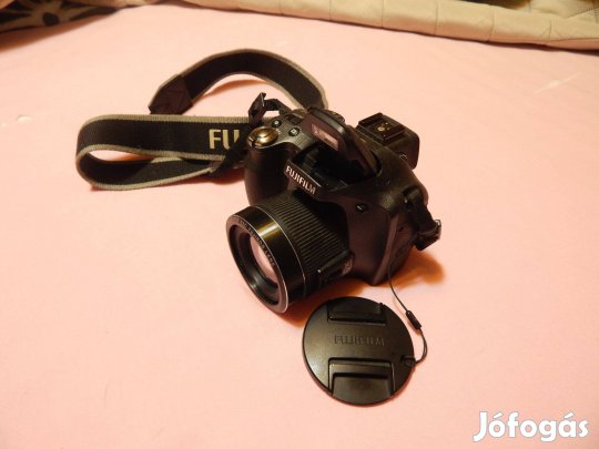Fujifilm Finepix SL300 ultrazoom digitális fényképezőgép