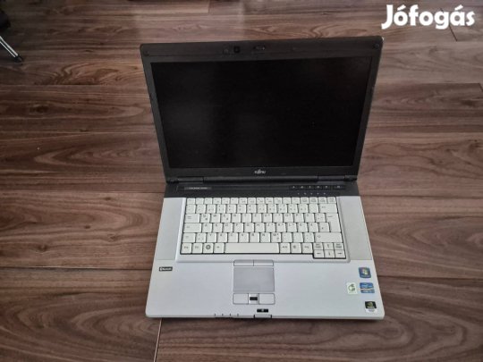 Fujitsu Celsius H710 mobil munkaállomás, megkímélt!