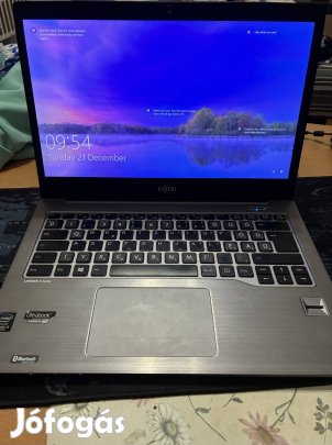 Fujitsu Intel Core i5