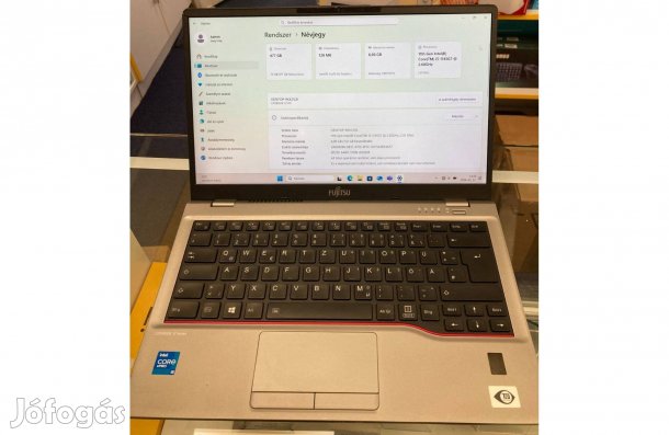 Fujitsu Lifebook 7U14A2 netbook / 12 hónap jótállás