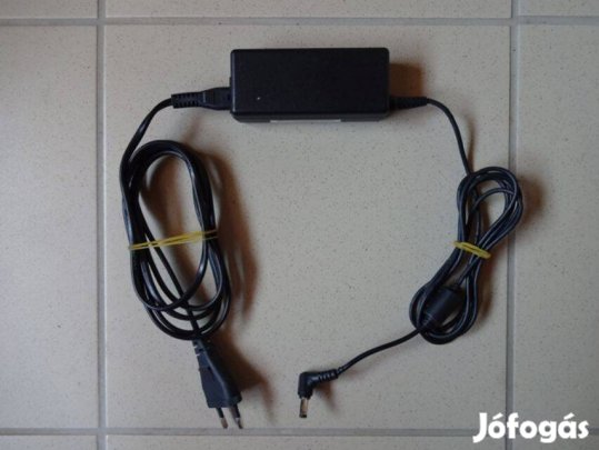 Fujitsu siemens computer ac/dc adapter output: 20v egyenáram 3, 25a