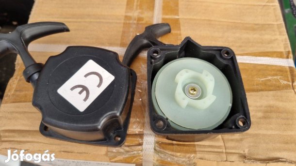 Fűkasza berántószerkezet, átlósan két lyuk közötti méret 95 mm