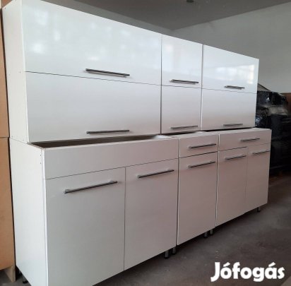 Full fényes fehér konyhabútor (AO145)