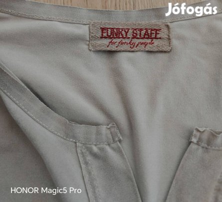 Funky staff bézs pihe puha! női különleges anyagu felső