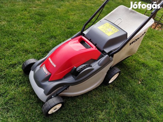 Fűnyíró Honda HRE 370