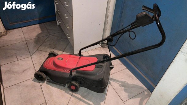 Fűnyíró eladó Győrben újszerű állapotban kipróbálhatóan 14000 Ft