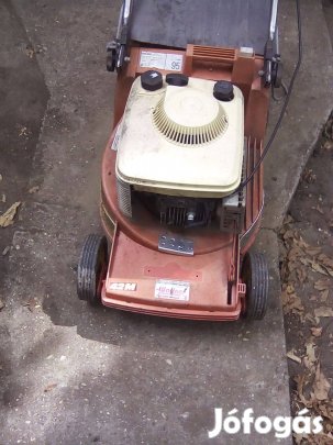 Fűnyíró eladó Wolf,füstmentes Briggs motorral,központi magasság állít