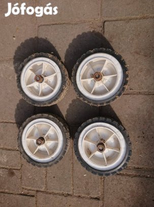 Fűnyíró kerékgarnitúra (újszerű)