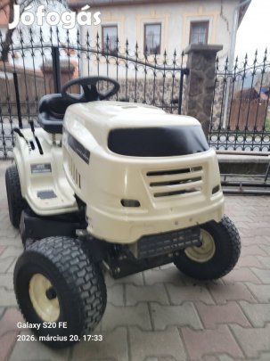 Fűnyíró traktor 14 lóerős Mtd