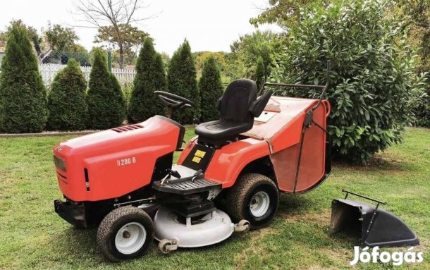Fűnyíró traktor 20Le 650ccm V2 Faga fűnyíró traktor benzines
